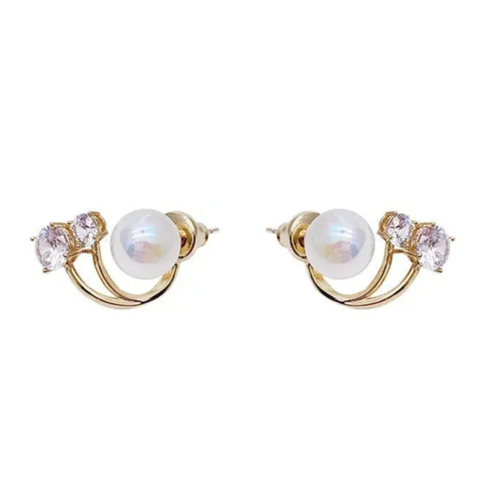 Aretes Bohemios Dorados con Perlas y Cristales Elegantes
